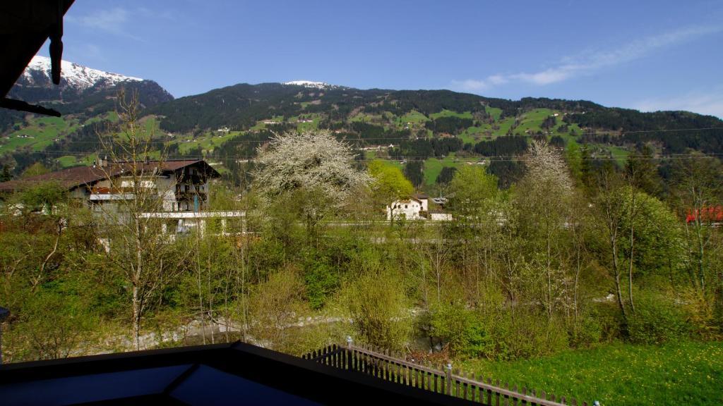 Haus Peter Schiestl Lejlighed Zell am Ziller Eksteriør billede