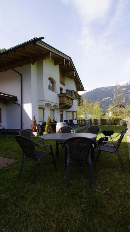 Haus Peter Schiestl Lejlighed Zell am Ziller Eksteriør billede